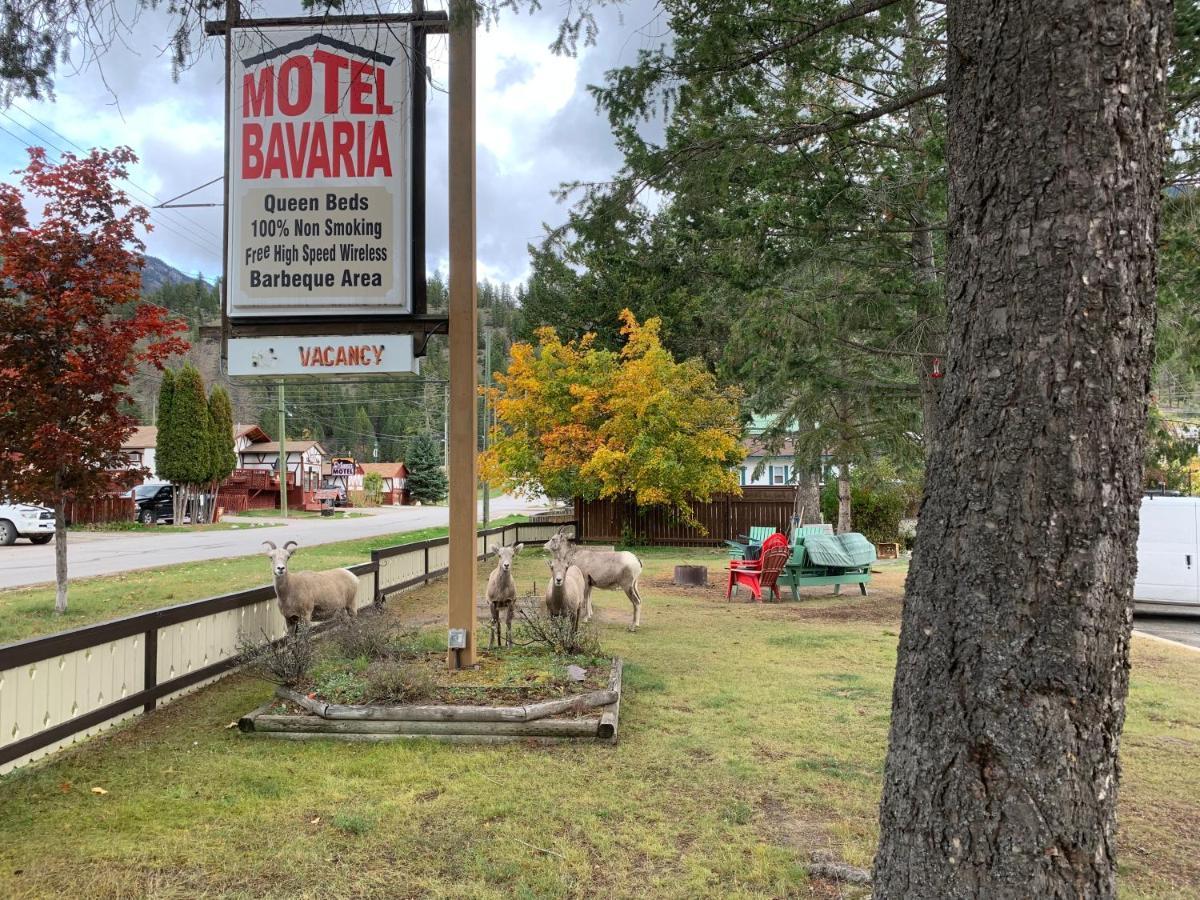 Motel Bavaria Radium Hot Springs Buitenkant foto
