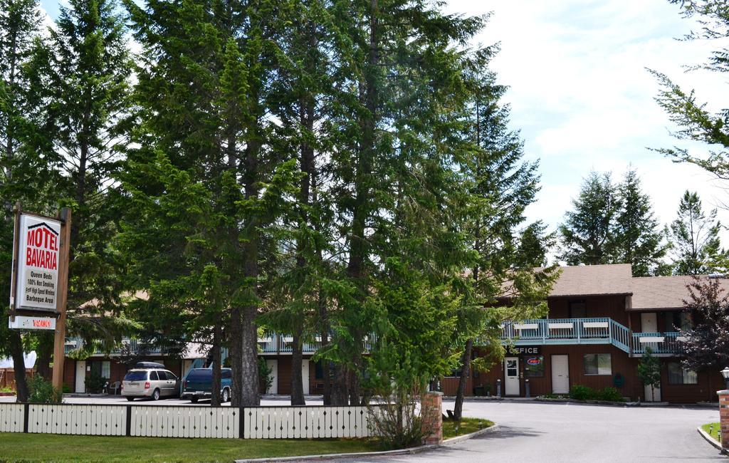 Motel Bavaria Radium Hot Springs Buitenkant foto